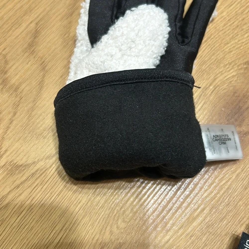 Calvin Klein Gloves